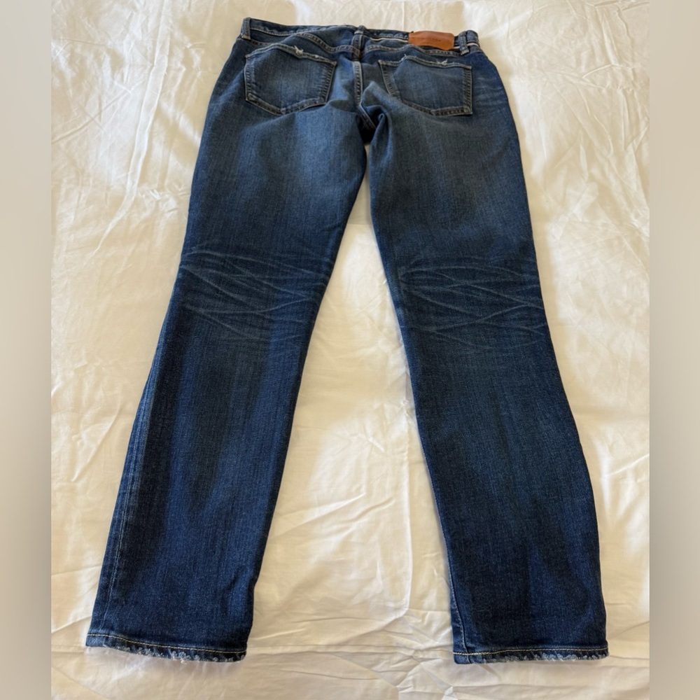 Moussy | Women’s SZ 27 | Vintage Medium Wash Mid Rise Jeans | Slim Fit - Picture 6 of 10